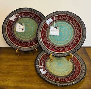 lot 185C image: BR1 - The Art of Tabletop - 13-Inch Turkish Decorative Plates - Set of 3 - Handmade in Turkey