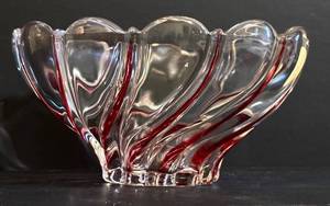 lot 251H image: Vintage Mikasa Peppermint Swirl Candy Dish