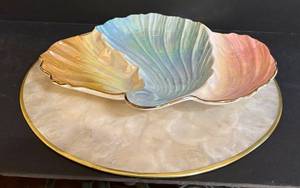 lot 254H image: Royal Doulton Iridescent Shell Dish on Pearl Round Base - 12 Inch Diameter - Made in England
