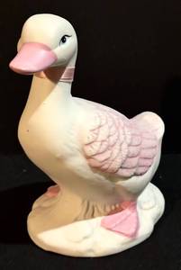 Goose Figurine - Vintage Ceramic, 6 12in Tall, Pink Accents, Possibly Lefton