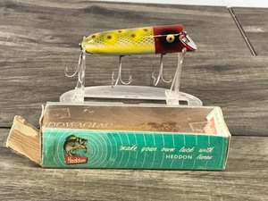 lot 220 image: Collectible Heddon Original Wood Basser Fishing Lure with Box