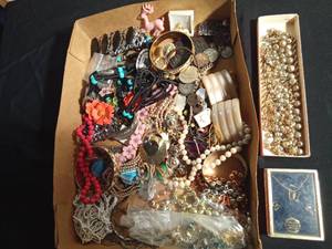 lot 36 image: Flat of jewelry including K&A 120 10K GF and necklaceearring set of Austrian Crystals