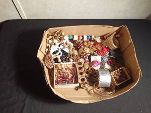 lot 38 image: Flat of jewelry including some sterling silver