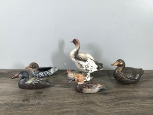 lot 292 image: Lot of Collectible Duck Figurines