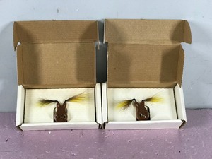 lot 308 image: 2 - Collectible Fred Arbogast Messinger Bucktail Frogs in Box