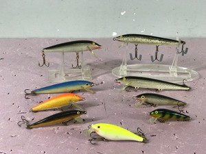 lot 319 image: Lot of 9 Rapala Fishing Lures