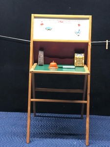 lot 179 image: Vintage green slate folding chalkboard desk, 1978 Texas Little Professor calculator - Works, metal desk bell - works