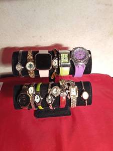 lot 89 image: Lot of watches - Geneva, Cannes, Terner and more