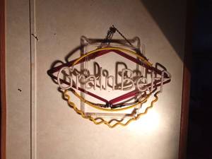 lot 102 image: Vintage Grain Belt neon