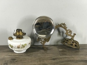 lot 358 image: Vintage Oil Lamp with Reflector & Wall Bracket