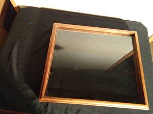 lot 149 image: Tabletop display case