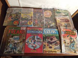 lot 163 image: 6 Freak brother comic books, 2 Billy The Kid 12cent comic books and Gene Autry 10 cent comic books