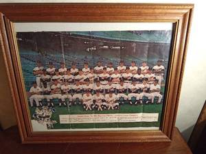 lot 14 image: Hamms Toasts The 1965 Minnesota Twins...American League Champions poster of Minnesota 1965 Twins team