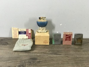lot 374 image: 2 - Collectible Zippo Lighters & 1 Ronson