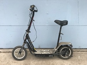 lot 2 image: Schwinn S200 Electric Bike