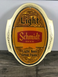 lot 7 image: Vintage Light Schmidt Lighted Beer Sign - Light Beer Great Taste
