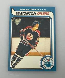 lot 100 image: 1979 O-PEE-CHEE Wayne Gretzky Rookie Card (REPRINT)