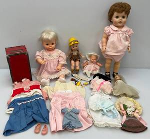 lot 33 image: Misc. Vintage Collectible Dolls