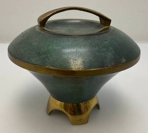 lot 68 image: Vintage Very RARE BrassEnamel Israeli Made Candy Dish With Lid 4 12 x 5 12