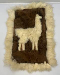 lot 72 image: Avintage Alpaca Fur Rug Liama Design From Peru