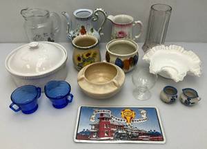 lot 84 image: Misc. Vintage Pottery Items And More