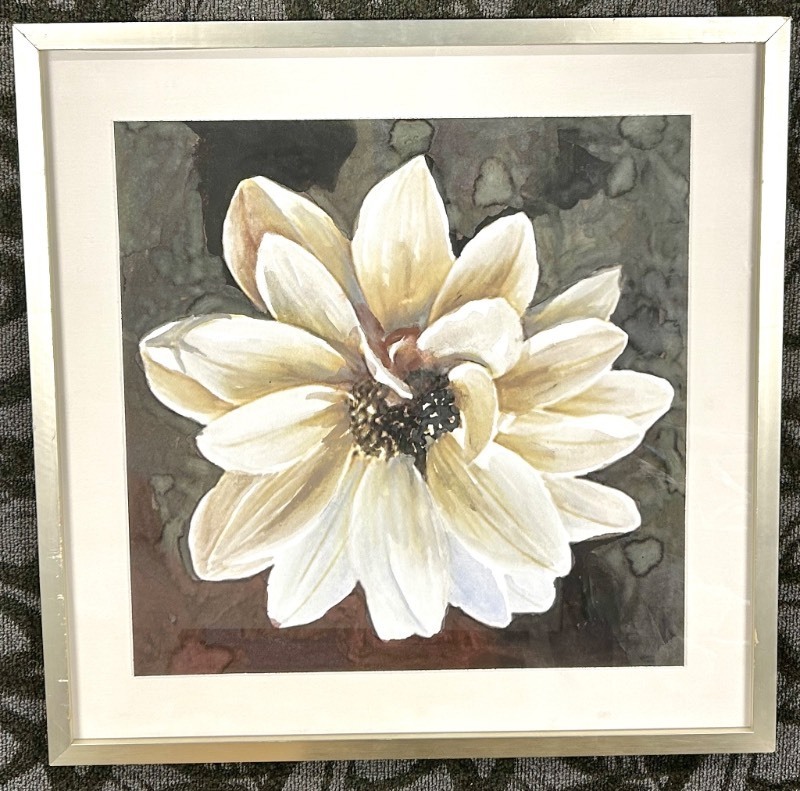 lot 254 image: White Flower Painting - Framed Floral Artwork