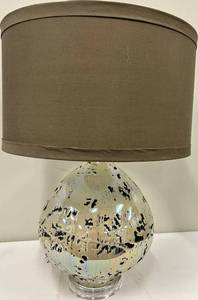 lot 146 image: Art Glass Table Lamp - Brown Drum Shade