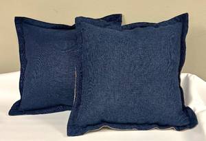 lot 303 image: Two Accent Pillows - Navy Blue