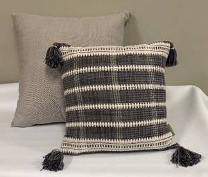 lot 308 image: Summer Classics and Celerie Accent Pillows