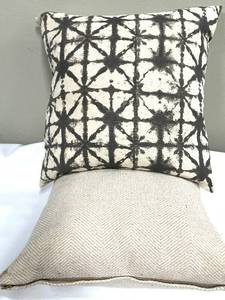 lot 322 image: Decorative Throw Pillows Beige Herringbone & Black Geometric Pattern (Lot of 2)
