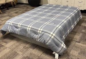 lot 406 image: Tommy Hilfiger Queen Size Comforter - Gray Plaid with White Accents