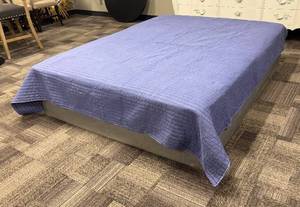 lot 442 image: Room Essentials Queen Bedspread - Lavender Quilted