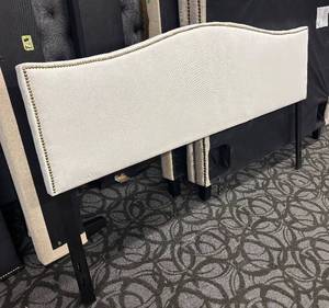 lot 814 image: Belnick King Headboard