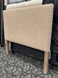 lot 826 image: Legacy Classic Furniture Full-Size Headboard with Rope Detailing