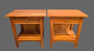 lot 28 image: Nichols & Stone Wood Side Tables Pair - 26W x 17D x 27H