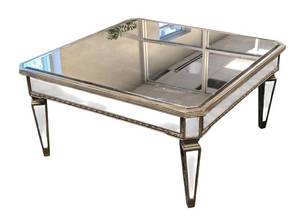 lot 85 image: Mirrored Coffee Table - 38 in x 38 in x 19 in