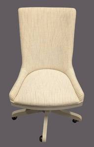 lot 585 image: Office Chair High-Back Rolling - 24 in W x 24 in D - 19 in Seat H - 40 in Back