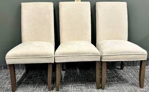 lot 562 image: Bassett Mirror Co. Beige Upholstered Dining Chairs (Lot of 3)