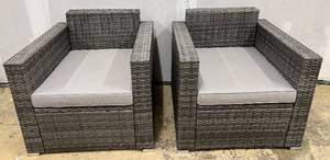 lot 962 image: Safavieh Outdoor Wicker Armchairs - Pair Cushioned Patio Seating