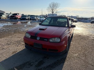 lot 17 image: 1999 Volkswagen Cabrio