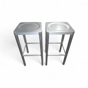 lot 180 image: Metal Stool 30x15