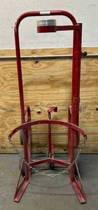 lot 185 image: Maxis Barrel Truck