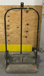lot 196 image: Loop Handle Handle Hand Truck