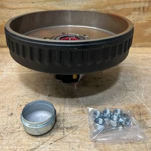 lot 218 image: Break Drum and Hub Kit