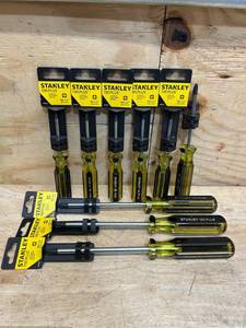 lot 254 image: Stanley screwdrivers (lot of 9)