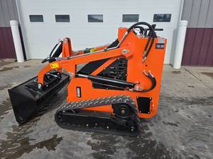 lot 18 image: ATS Mini Track Skid Steer   Model # T460