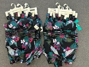 lot 77 image: 12 Medium Black Womens Swimsuits - MSRP $540