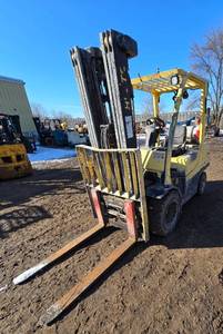 lot 5 image: 1993 Hyster H70FT LP Forklift