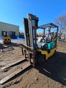 lot 13 image: 2009 Komatsu FG35ST-8  7000lb LP Forklift
