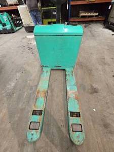 lot 33 image: 2017 Mitsubishi PW23 4500lb Pallet Jack
